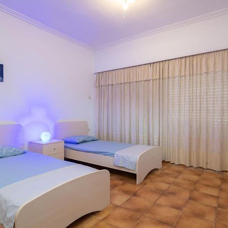 אליקס Natasas Apartments מראה חיצוני תמונה