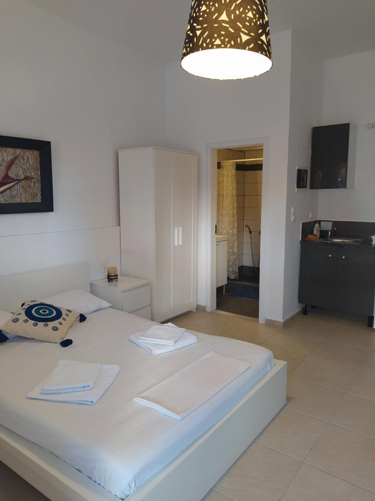 אליקס Natasas Apartments מראה חיצוני תמונה